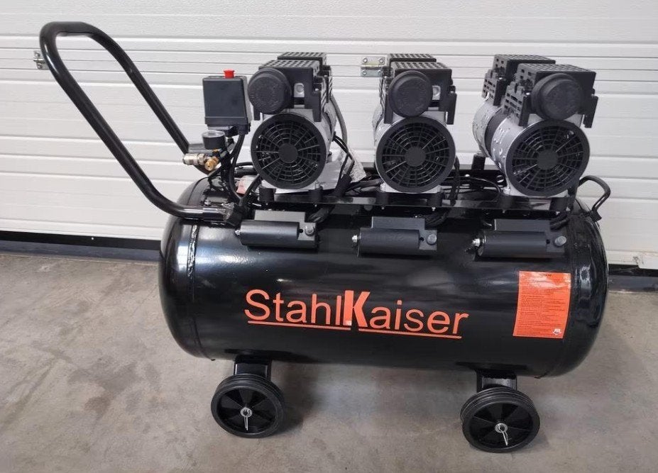 Stahlkaiser stille Olievrije Compressor 100 L 8 Bar .Nieuw!!, Doe-het-zelf en Verbouw, Compressors, Ophalen, Nieuw, 400 tot 800 liter/min