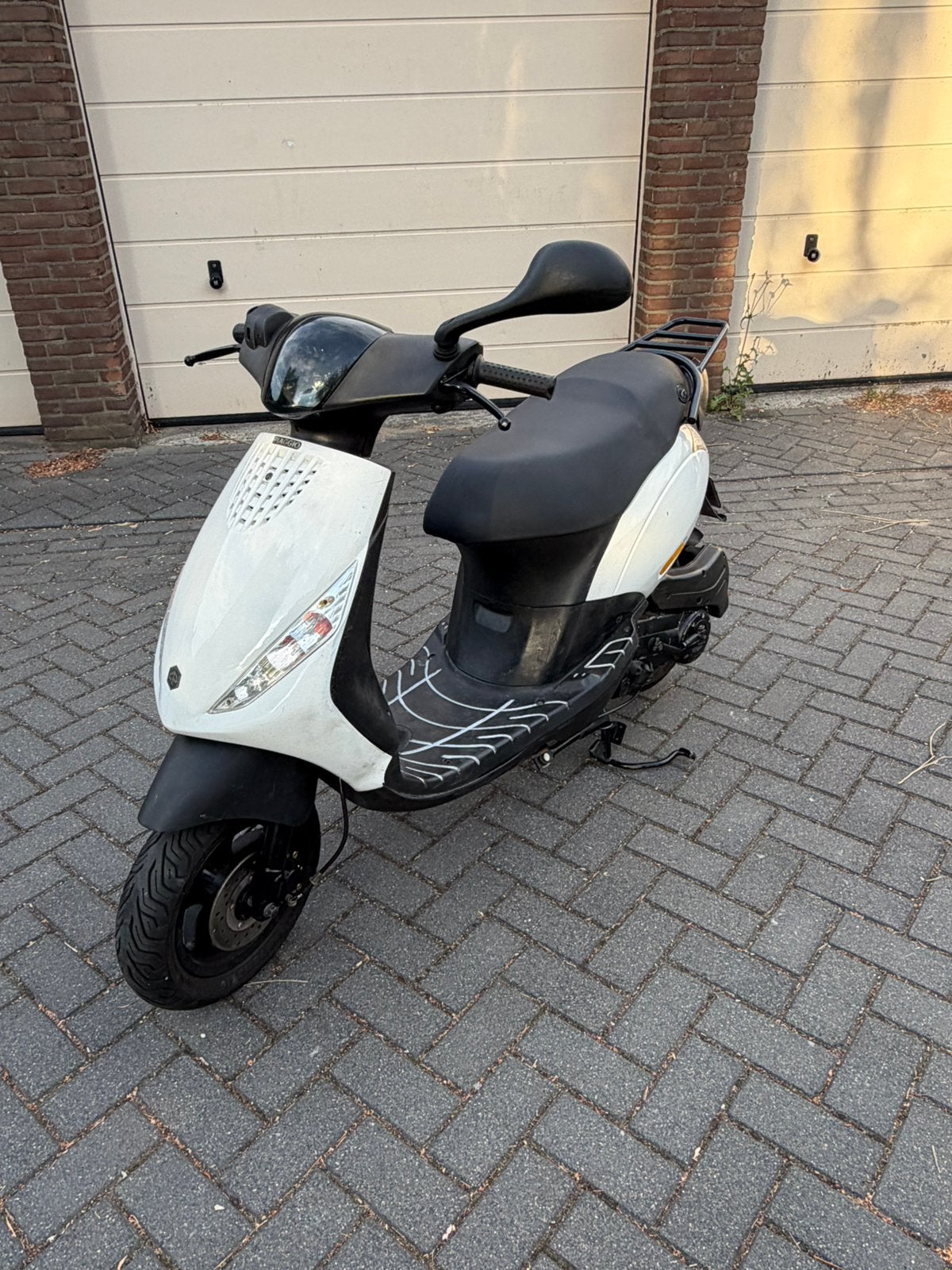 Zip 4t 80cc full malossi, Ophalen, Maximaal 45 km/u, Zip, Zo goed als nieuw