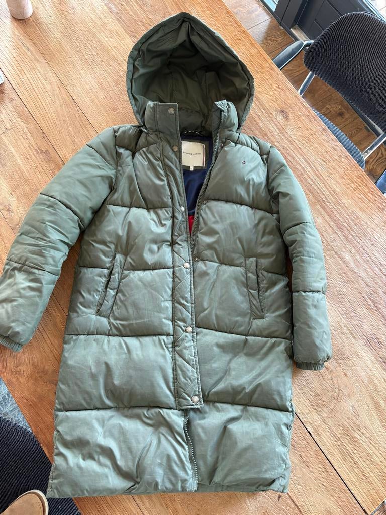 Tommy Hilfiger winterjas maat 152 met afritsbare capuchon, Kleding | Dames, Ophalen, Gedragen, Groen