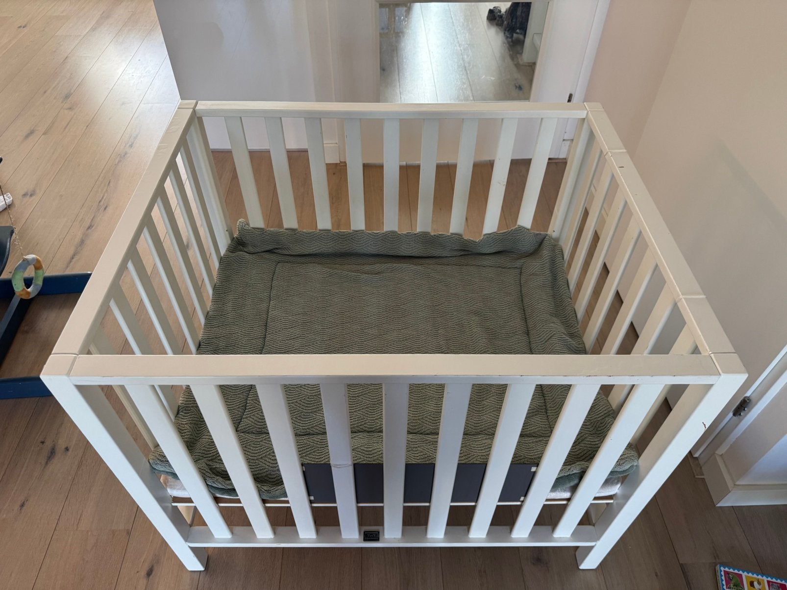 Box 100x80 the wood factory incl boxkleed, Kinderen en Baby's, Boxen, Ophalen, Zo goed als nieuw, Boxkleed