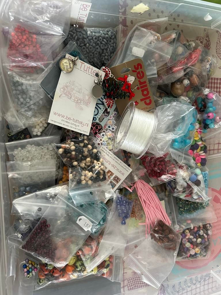 Grote collectie kralen en benodigdheden voor sieraden maken, Hobby en Vrije tijd, Kralen en Sieraden maken, Ophalen of Verzenden