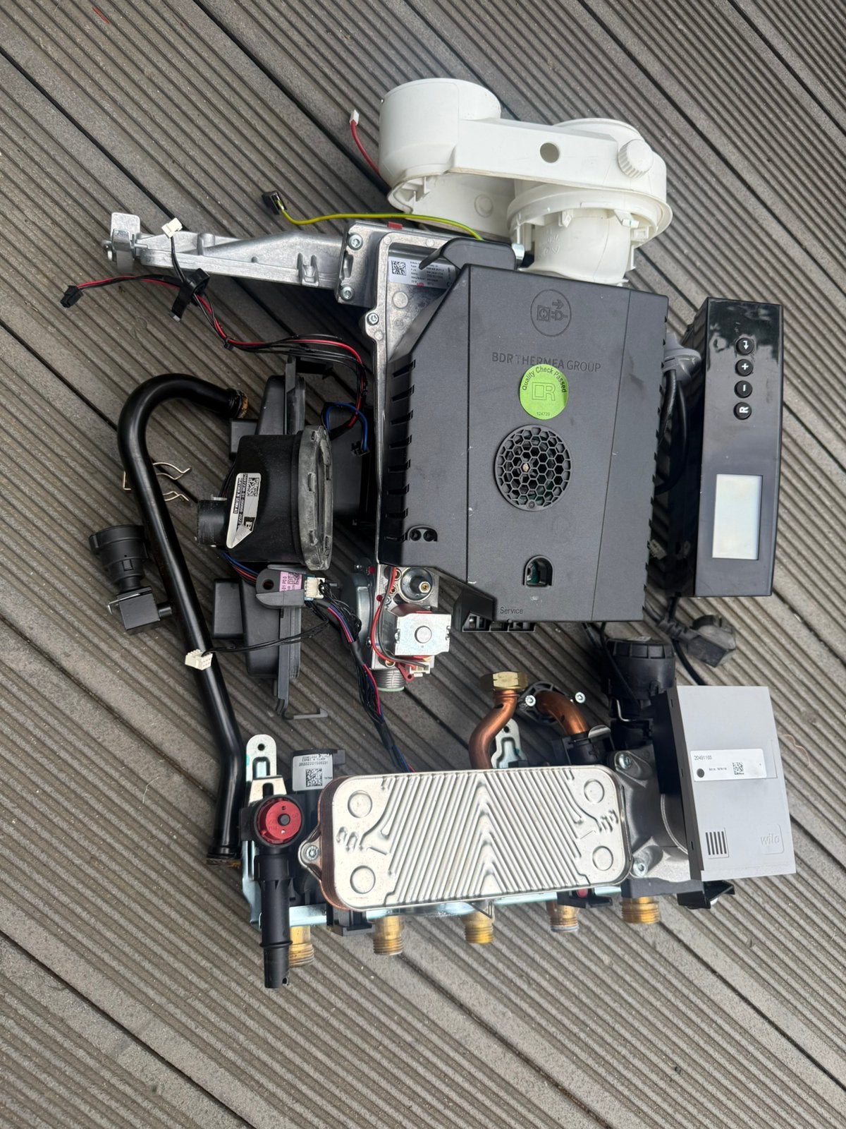 Remeha Tzerra 24 28 onderdelen opruimen prijs, Doe-het-zelf en Verbouw, Verwarming en Radiatoren, Minder dan 30 cm, Cv-ketel of Combi-ketel