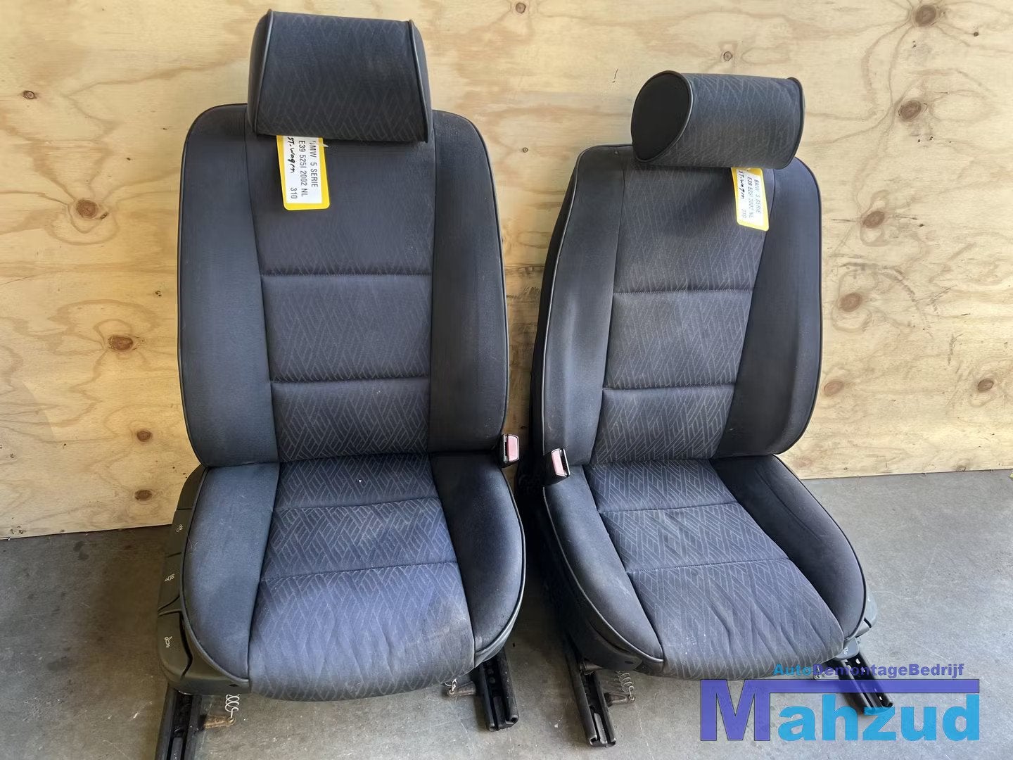BMW 5 SERIE E39 Touring interieur 1996-2004, Petuelring 130
80788  Munich, DE, Gebruikt, Info@bmw.de, Ophalen of Verzenden