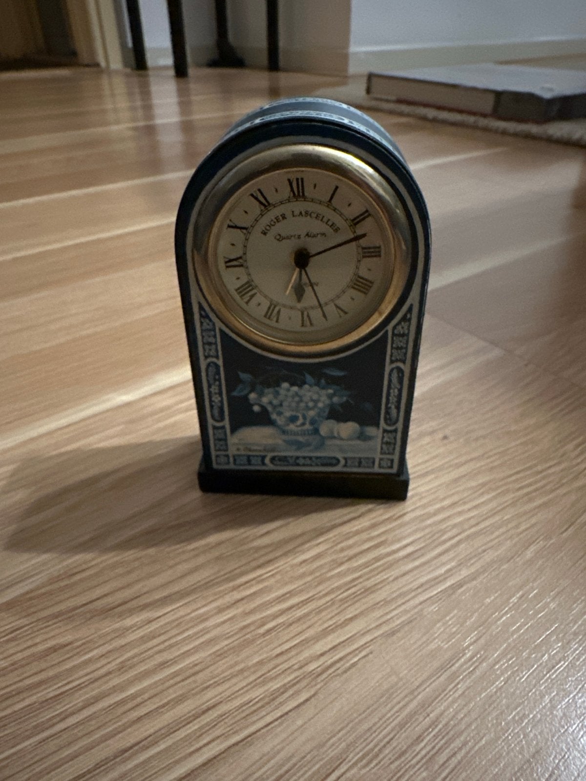 Roger Lascelles Quartz Wekker Klokje - London Design, Ophalen
