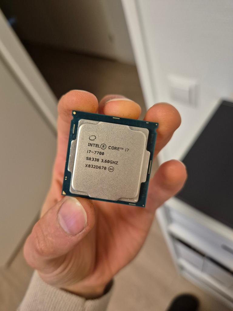 Intel I7-7700, LGA 1151, 4-core, Ophalen of Verzenden, Zo goed als nieuw