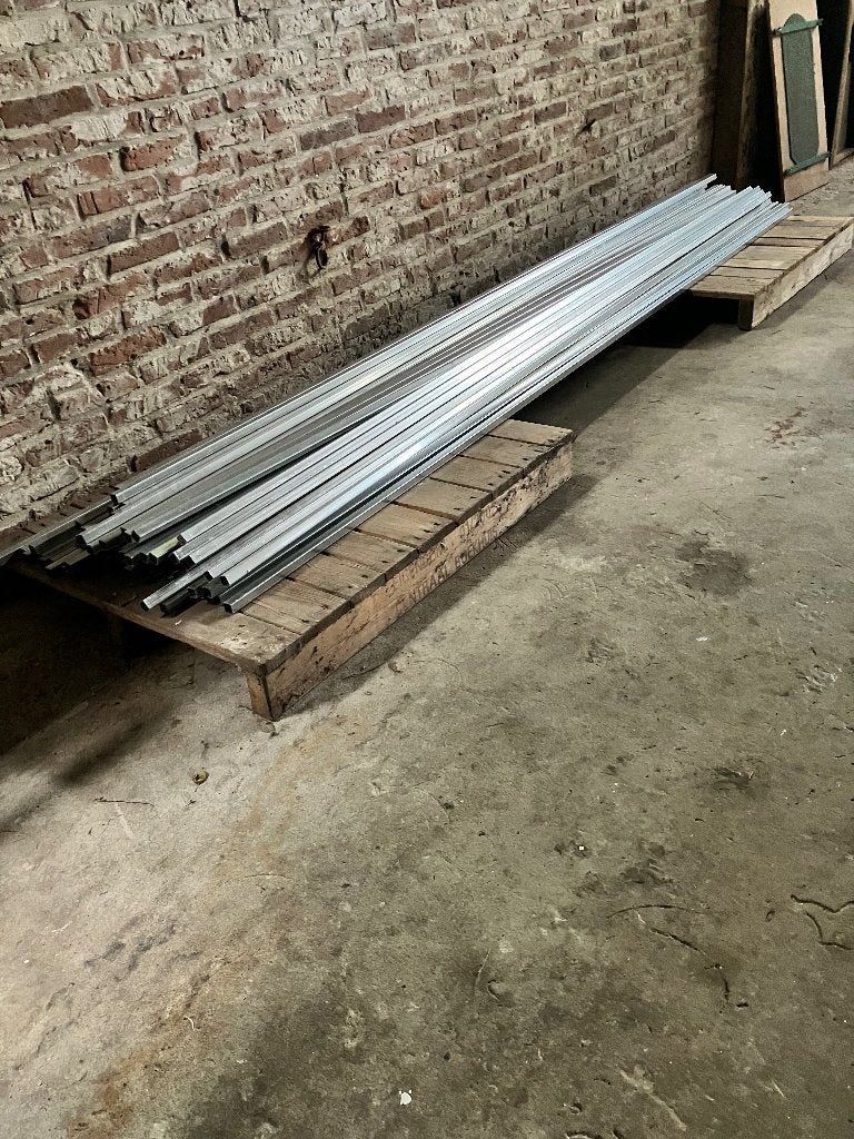 Metaal koker verzinkt 20 x 20 x 1,5 mm, Doe-het-zelf en Verbouw, Ophalen, Nieuw, IJzer