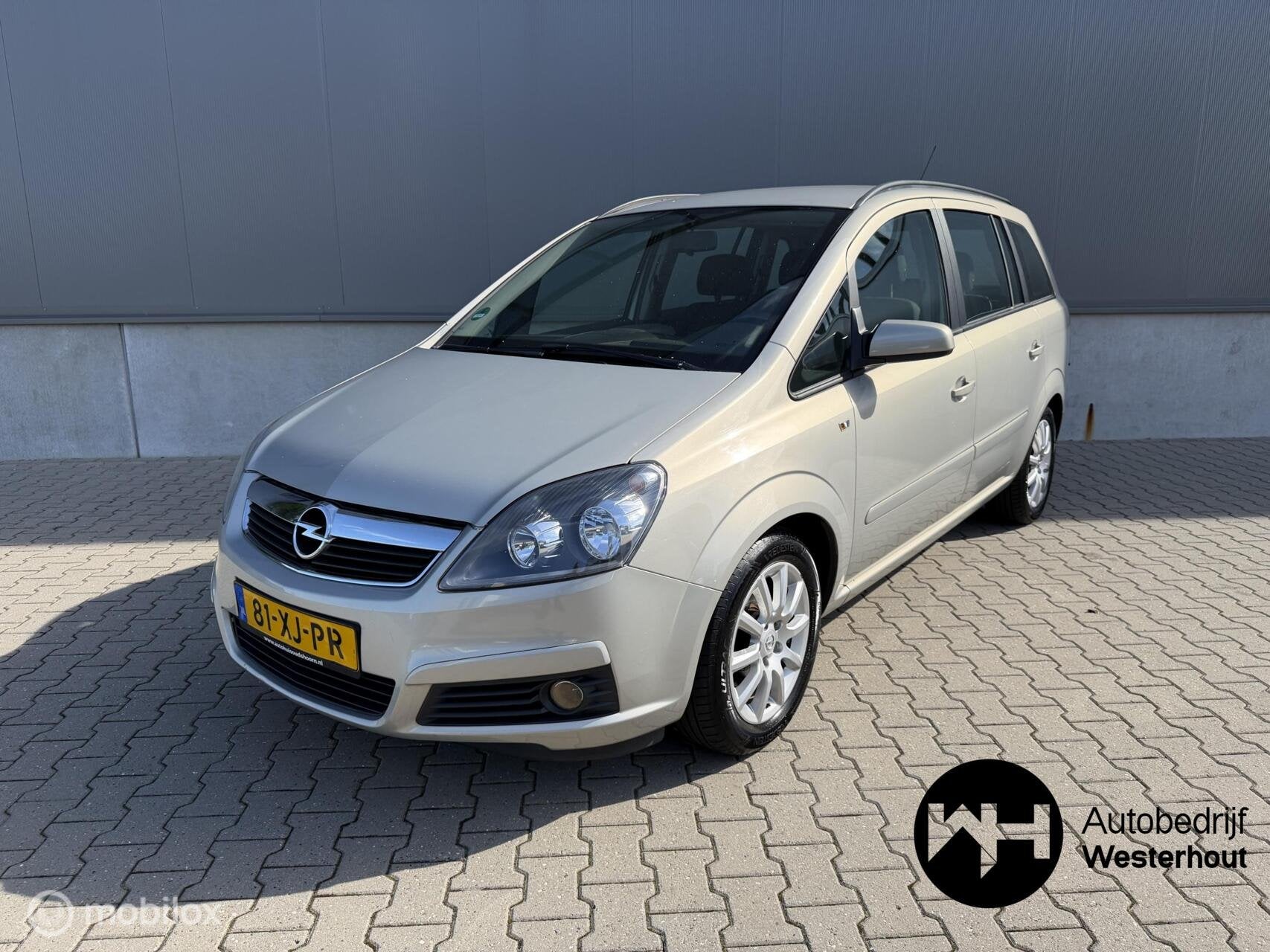 Opel Zafira 1.8 Temptation|AIRCO|7 PERSOONS|TREKHAAK|NAP, Gebruikt, 4 cilinders, Origineel Nederlands, Verwarmde buitenspiegels