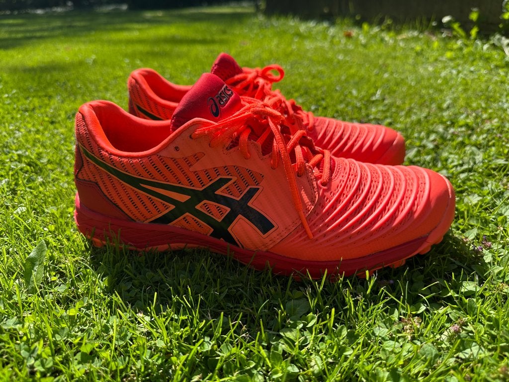 Hockeyschoen Asics 43.5 Field Ultimate FF heren hockey sport, Sport en Fitness, Ophalen of Verzenden, Gebruikt, Schoenen