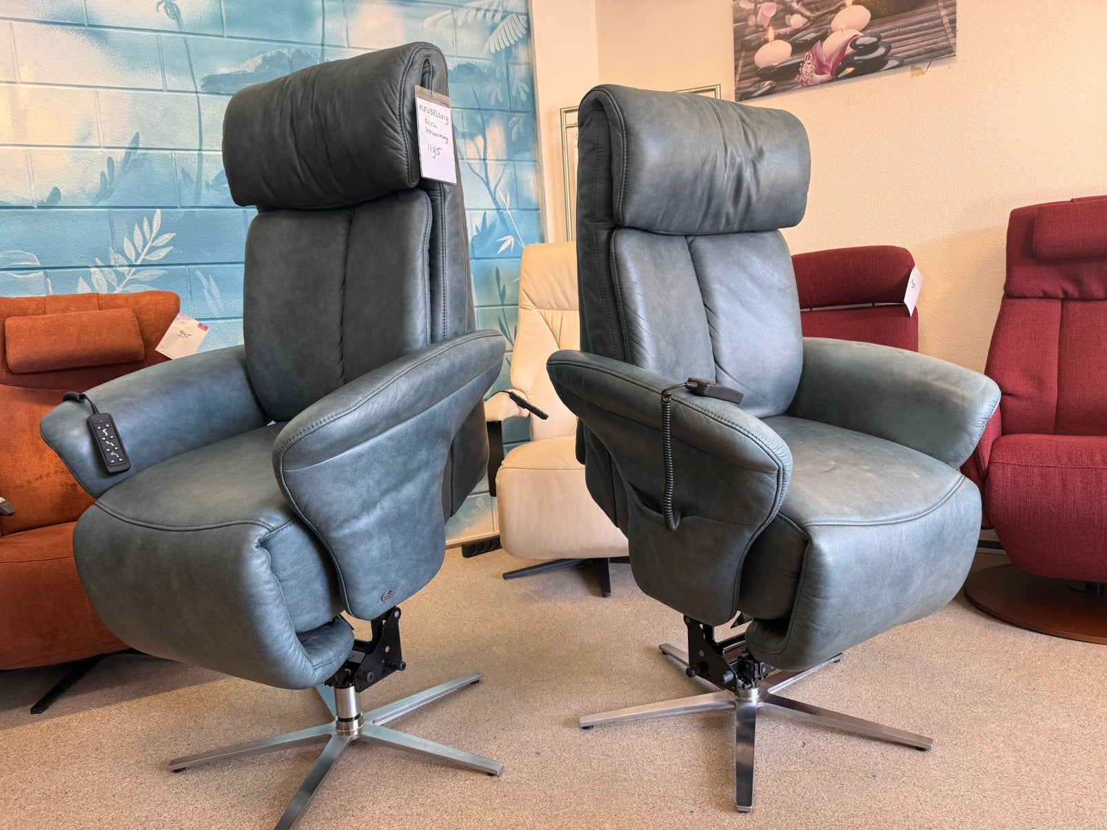 Relaxfauteuils meubelzorg sta op relax stoel gratis bezorgd, Verzenden, Zo goed als nieuw, Leer, Ruim 100 kort gebruikte merk stoelen in alle kleuren en maten