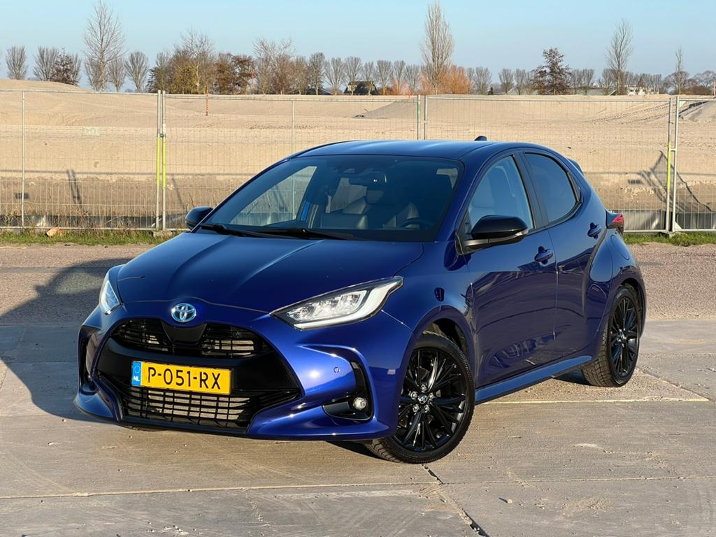 Toyota Yaris 1.5 2022 EXECUTIVE NAP GARANTIE DEALERON FULLOP, Auto's, 450 kg, Blauw, Lichtsensor, Yaris