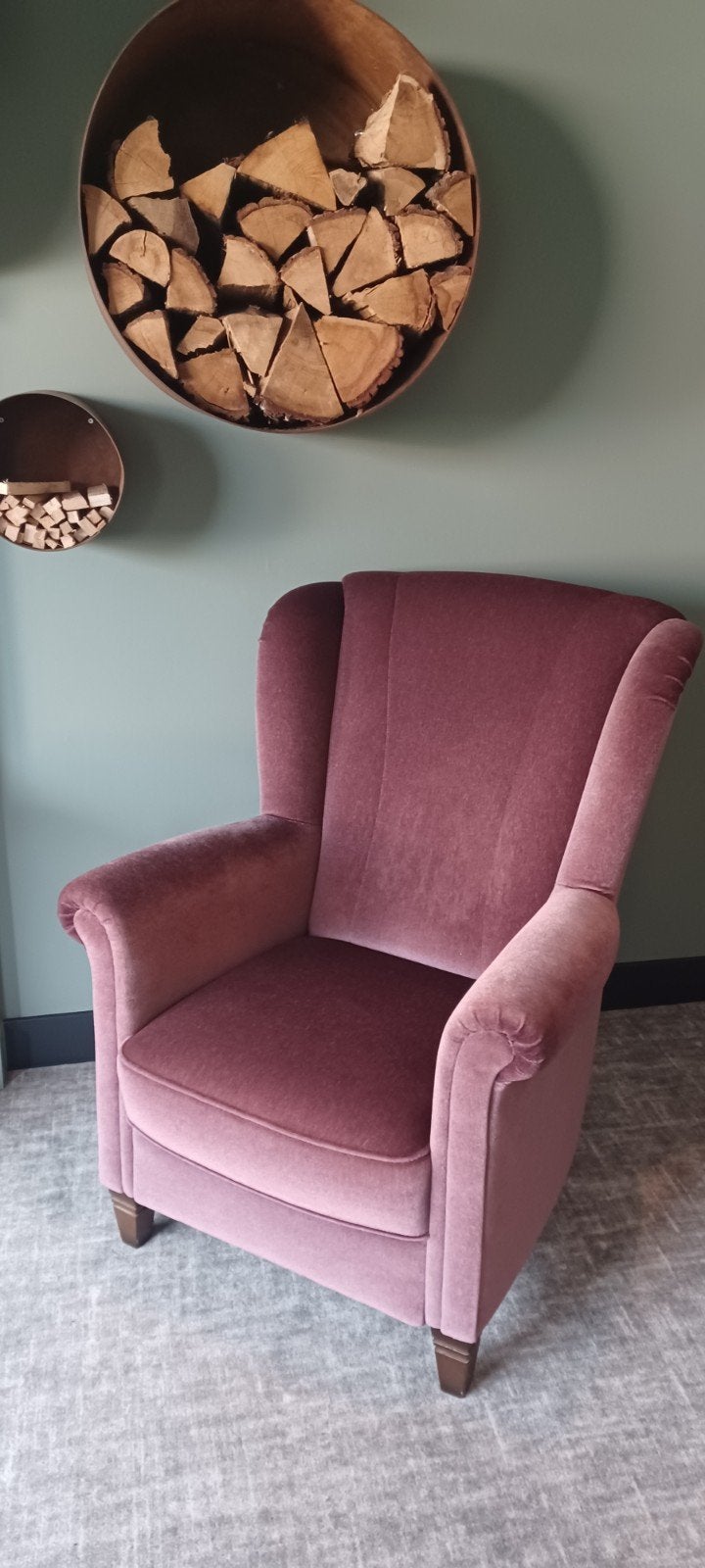 Comfortabele fauteuil in velours, Huis en Inrichting, Ophalen, Stof, Klassiek, comfortabel