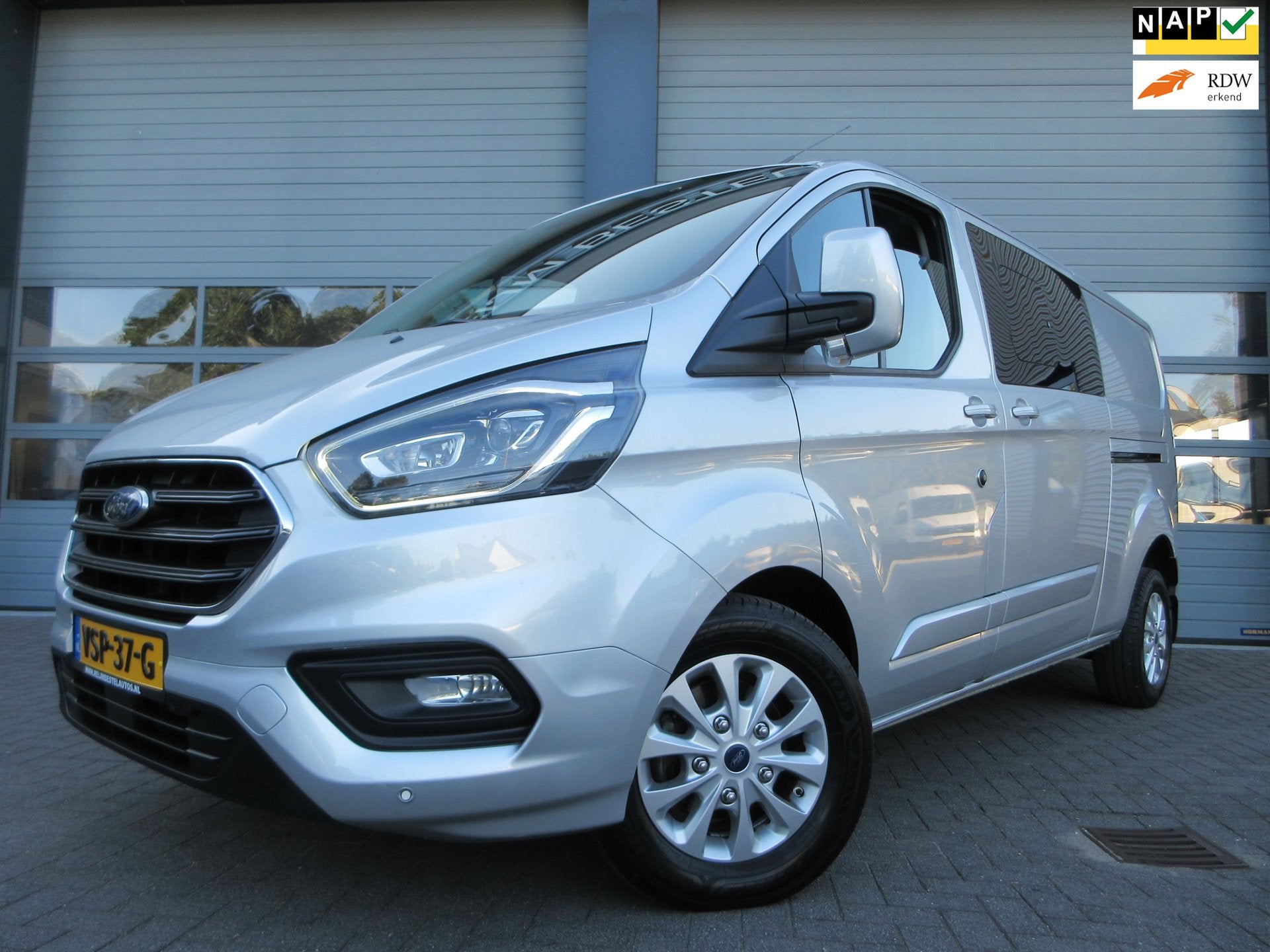 Ford Transit Custom 320 2.0 TDCI L2, Limited, DC, Dubbel Cab, Auto's, Bestelauto's, 4 cilinders, Bedrijf, 170 pk, Ford