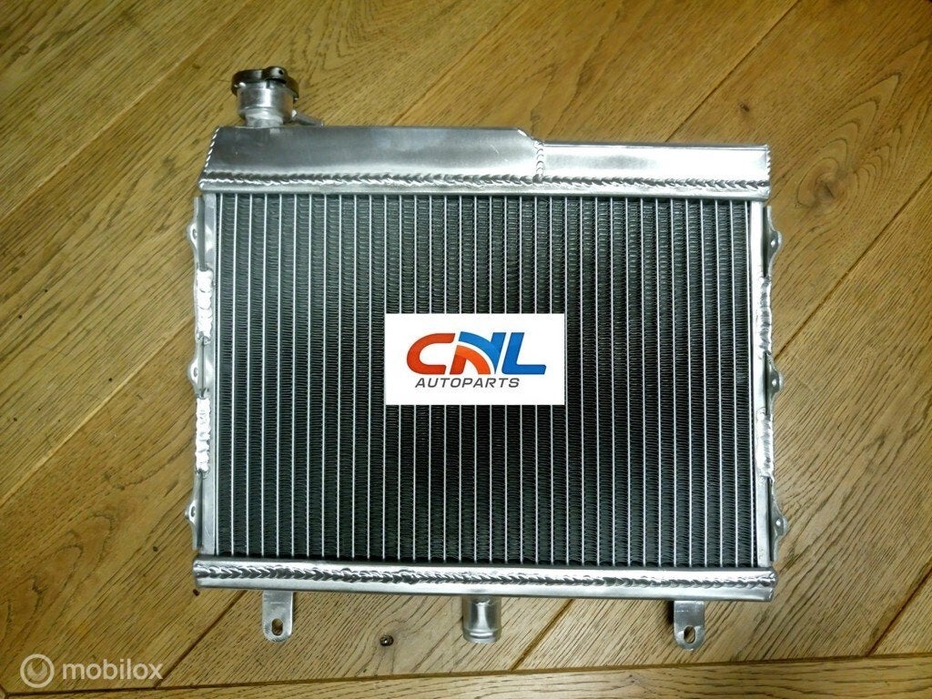 Radiator 1985-86 Suzuki Gamma RG 400/Suzuki Gamma RG 500, Motoren, Nieuw, Ophalen of Verzenden
