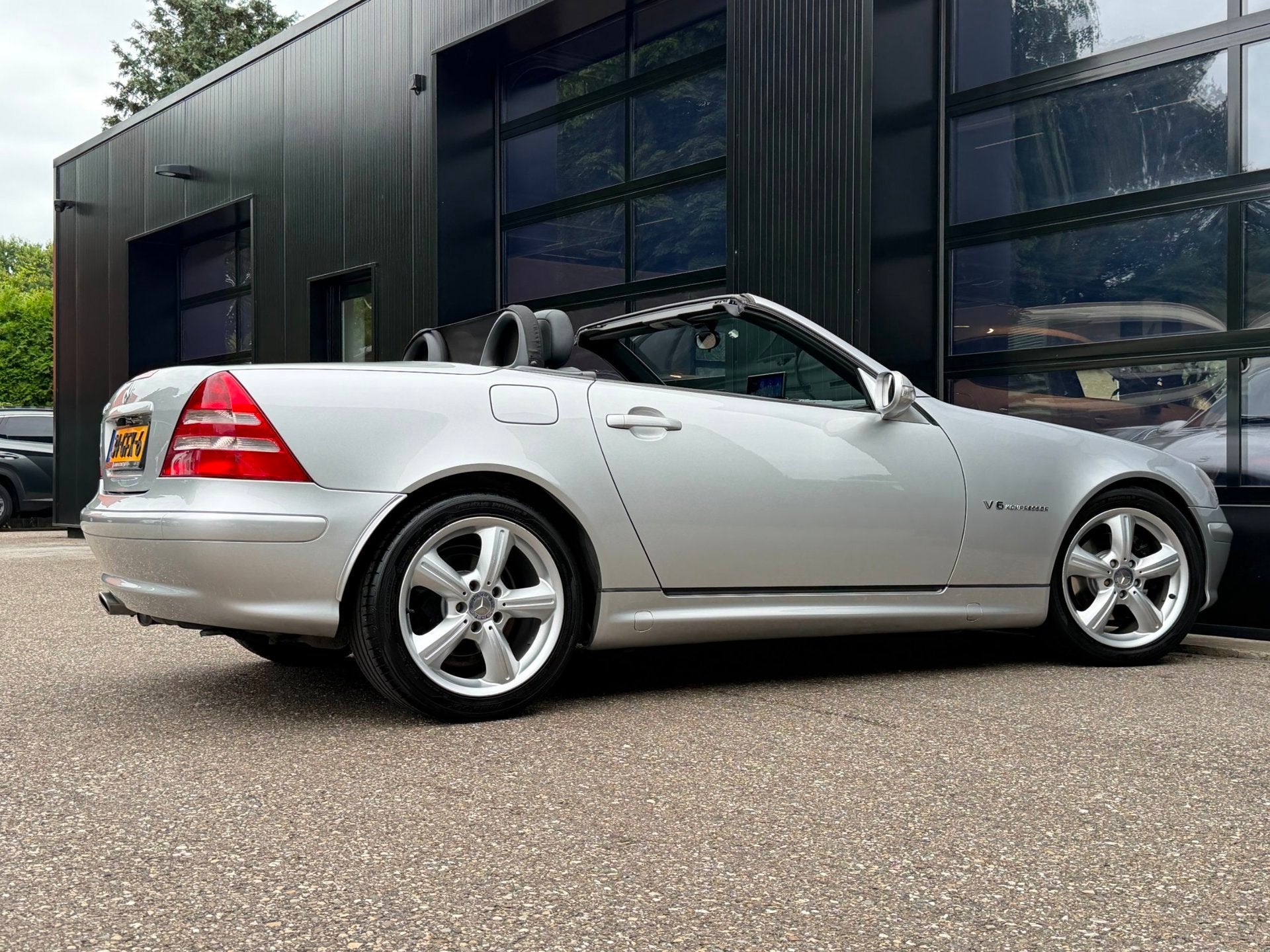 Mercedes-Benz SLK-klasse 320 6 Cilinder Carplay Camera Cruis, Automaat, Gebruikt, Cabriolet, Bedrijf