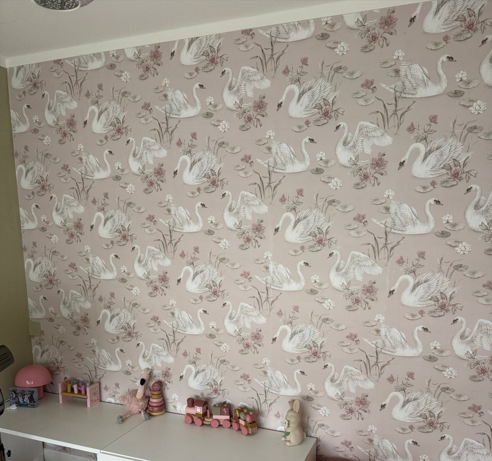 Newbie Lily Swan Behang - Roze met Zwanen en Bloemen, Ophalen, Bloemen, Overige merken, Roze