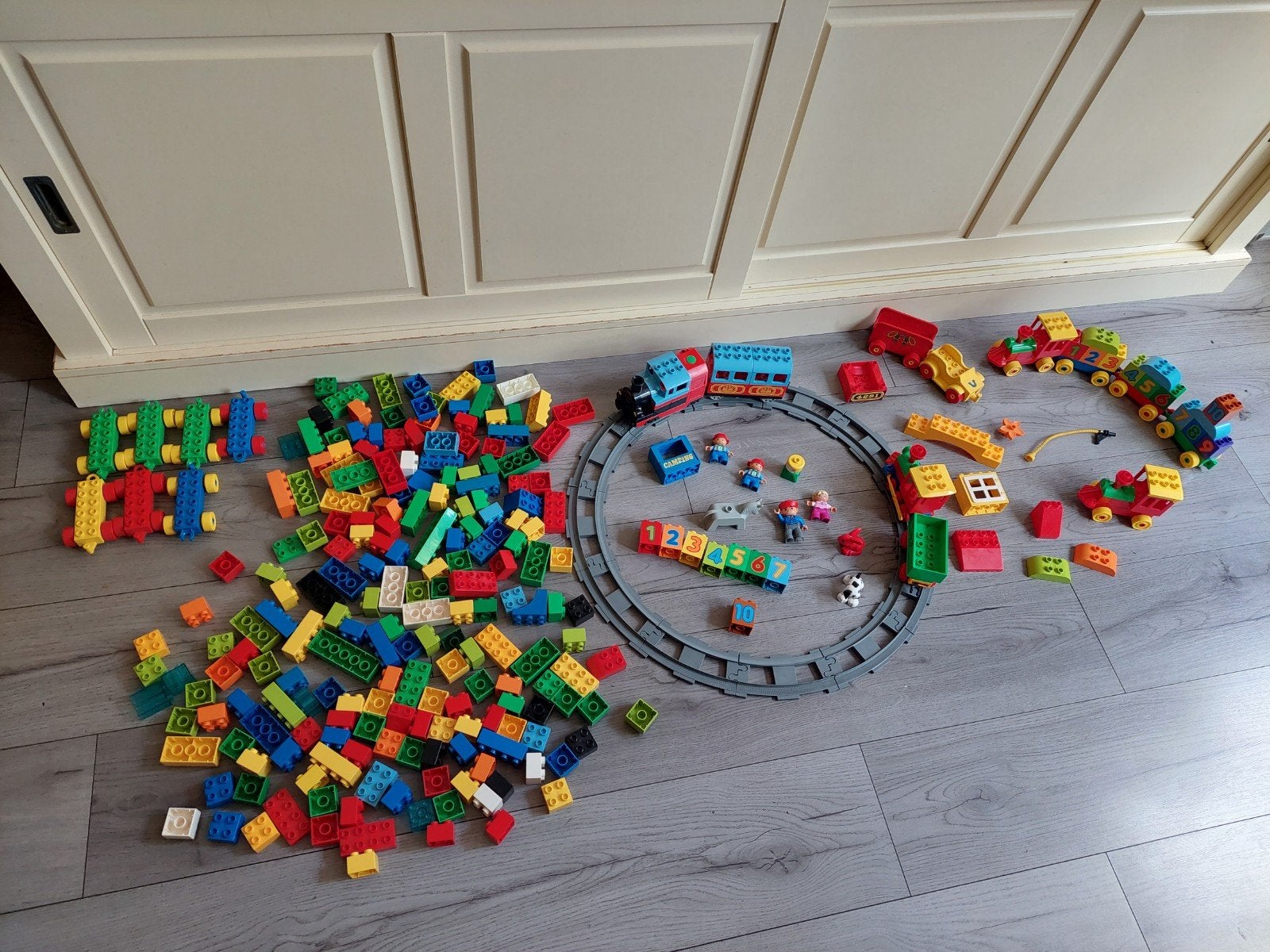 LEGO Duplo Trein Collectie: Elektrisch, Duw & Getallen, Kinderen en Baby's, Speelgoed | Duplo en Lego, Ophalen of Verzenden, Gebruikt
