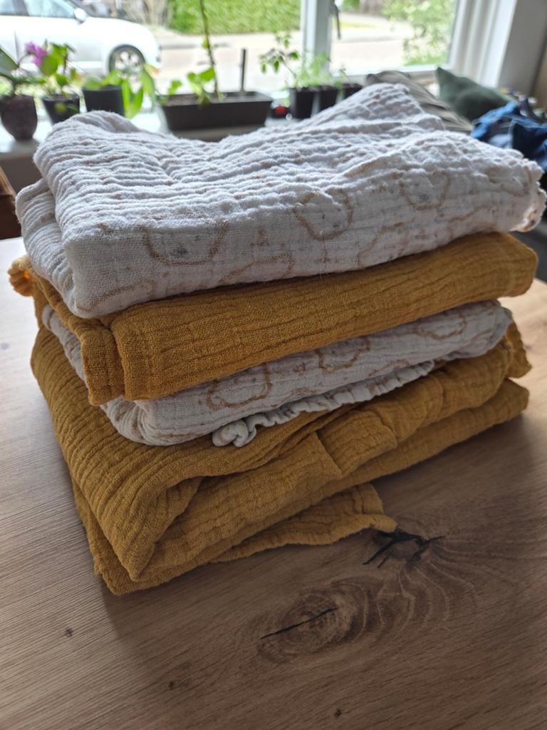 Kruidvat hydrofiele doeken - Geel en wit, Kinderen en Baby's, Babykleding | Overige, Ophalen of Verzenden, Jongetje of Meisje