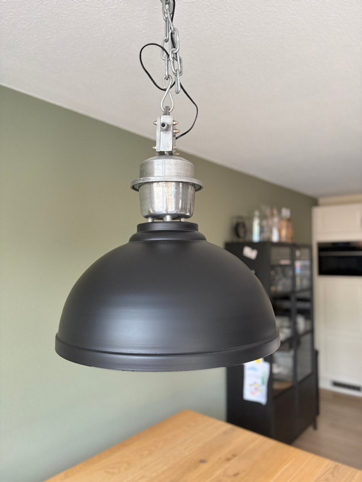 Industriële hanglamp - mat zwart met zilveren metaal, Ophalen, Zo goed als nieuw, Metaal, Industrieel