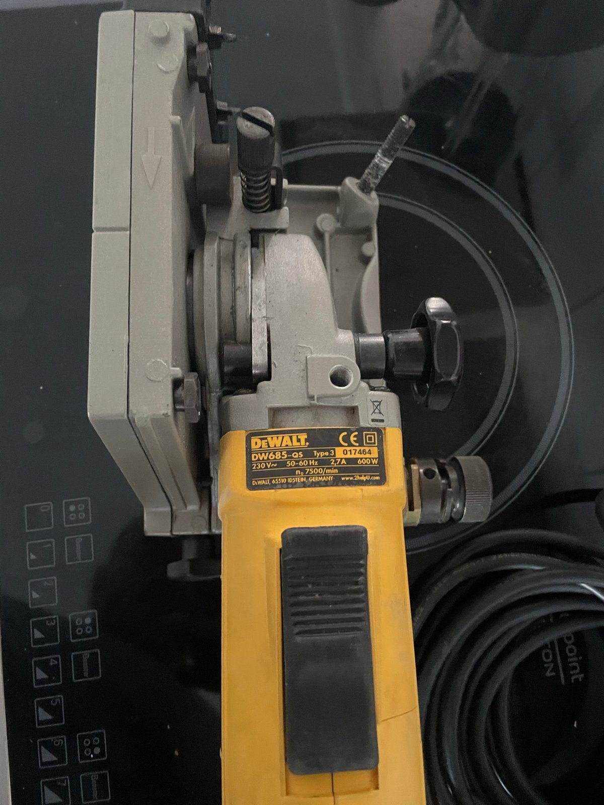DeWalt DW685 Lamellenfrees - Zo goed als nieuw, Ophalen of Verzenden, Zo goed als nieuw, Elektrisch, Lamellenfrees