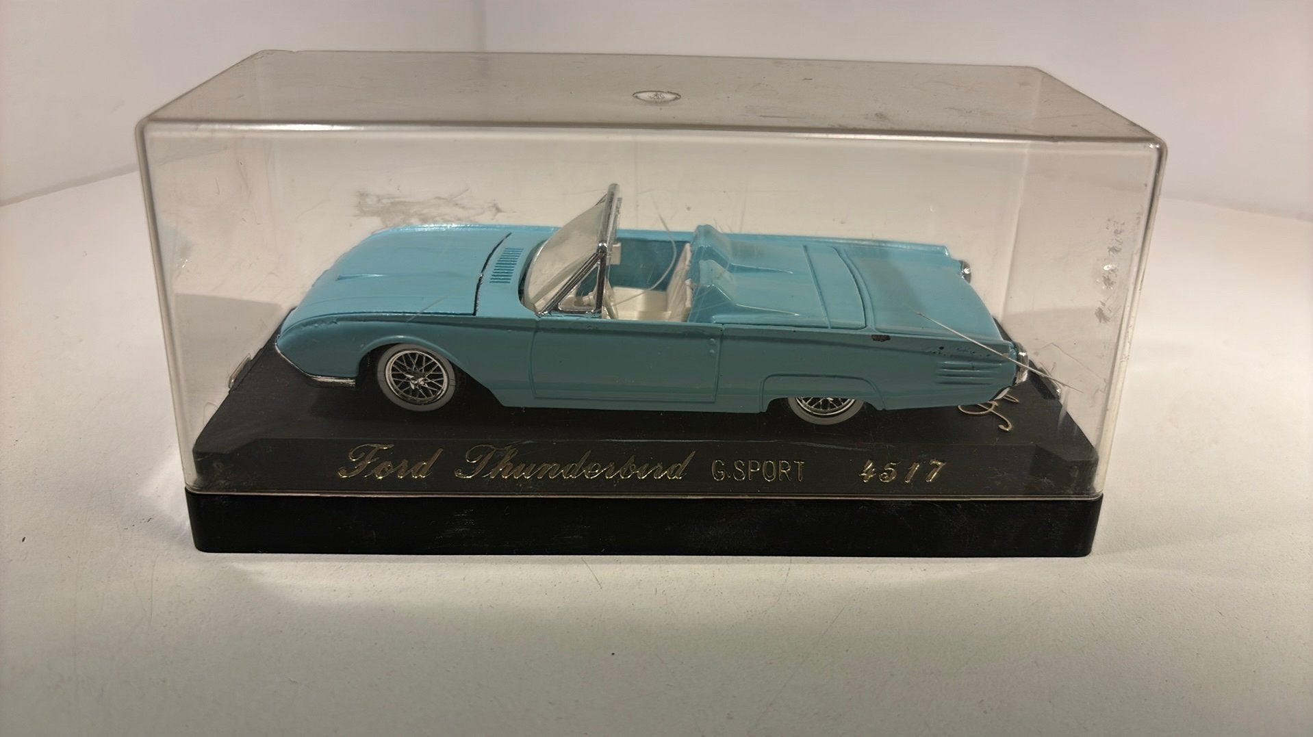 Ford thunderbrid solido 1.43, Auto, Solido, Ophalen of Verzenden, A