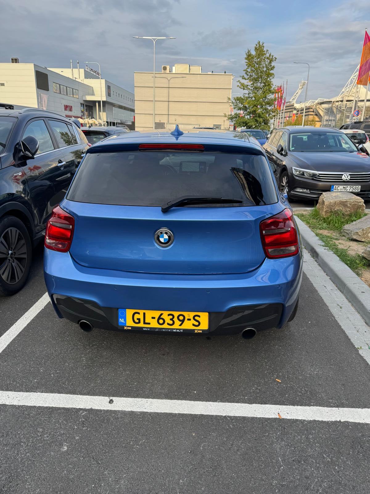 Foto 9 van BMW 1-Serie 116I 100KW 5DR 2012 Blauw M-pakket