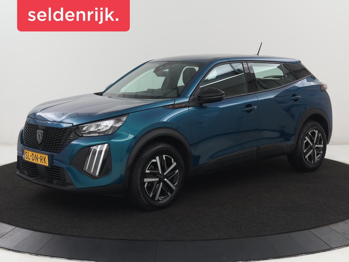 Peugeot 2008 1.2 Hybrid 136 Active | Carplay | Cruise Contro, 1272 kg, Gebruikt, Euro 6, 1199 cc