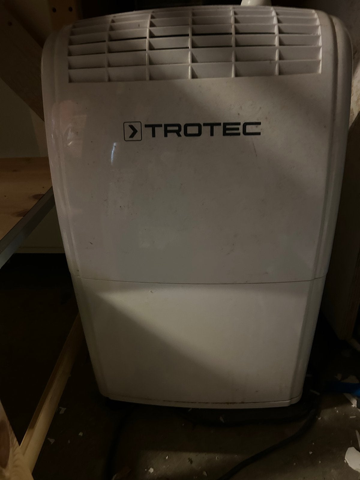Trotec luchtreiniger met hepa filter (2 stuks beschikbaar), Ophalen, Zo goed als nieuw, Luchtontvochter