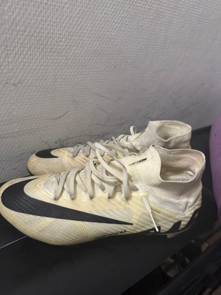 Nike, Maat XS of kleiner, Ophalen of Verzenden, Gebruikt, Schoenen