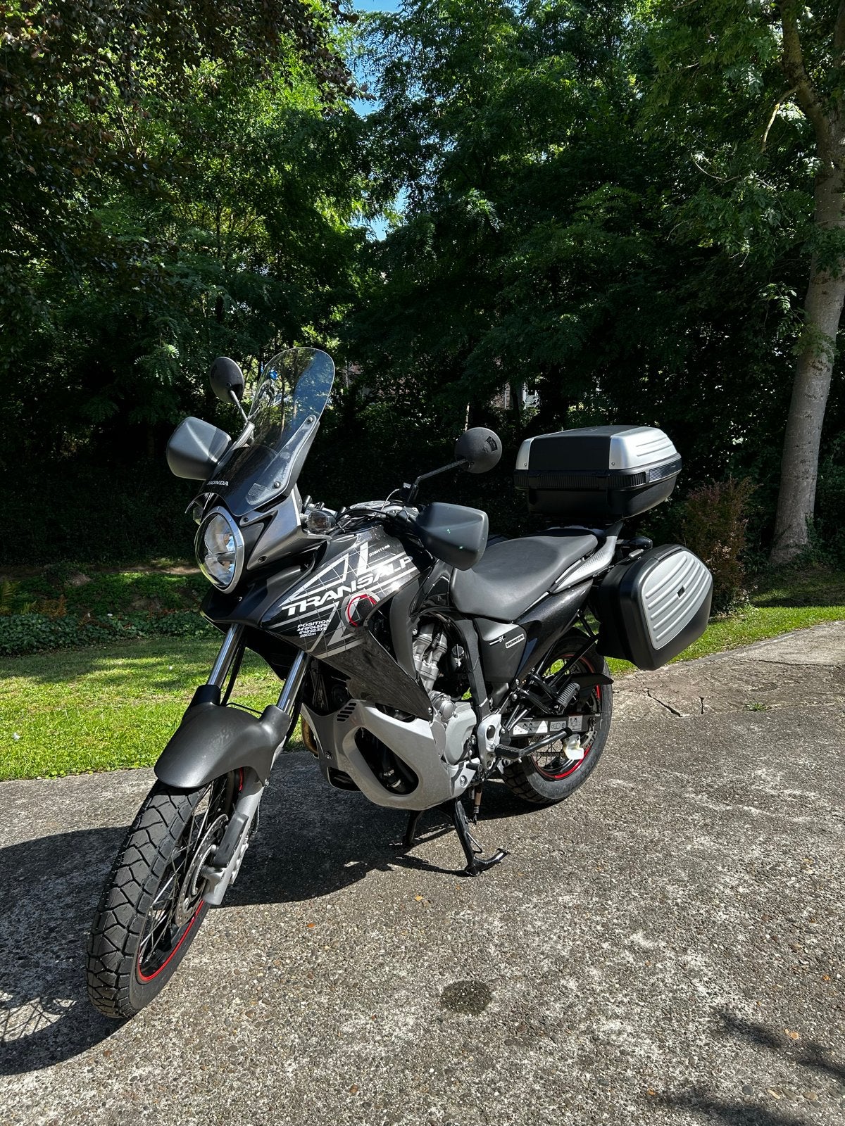 Honda Transalp XL700VA - Bijna Nieuwstaat, Lage KM Stand, 2 cilinders, Occasion, Particulier, Meer dan 35 kW