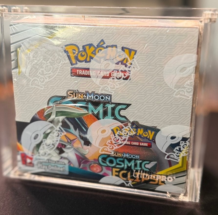 Cosmic Eclipse Booster Box, Ophalen of Verzenden, Zo goed als nieuw, Boosterbox