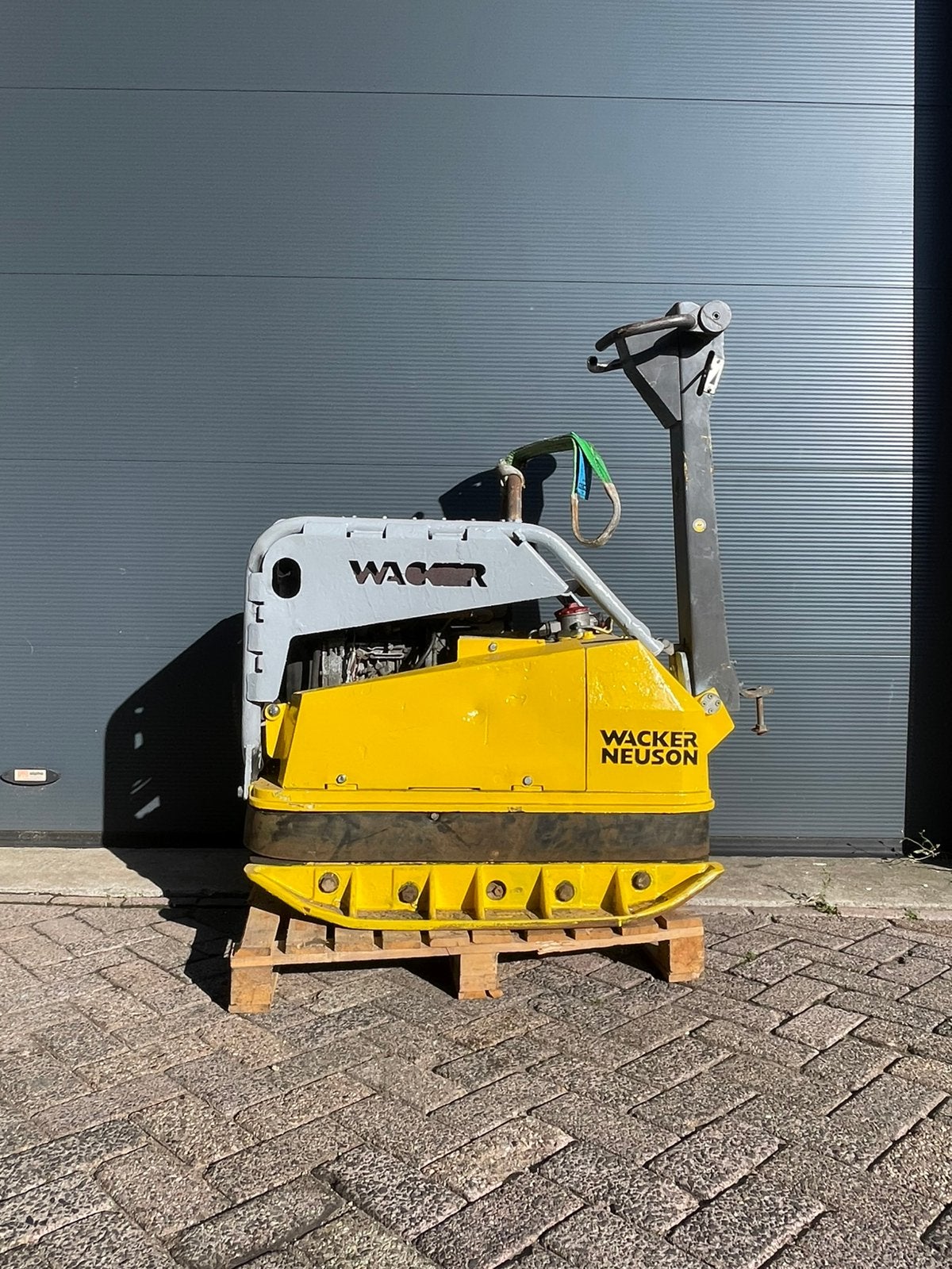 Wacker Neuson DPU 100/70, Ophalen