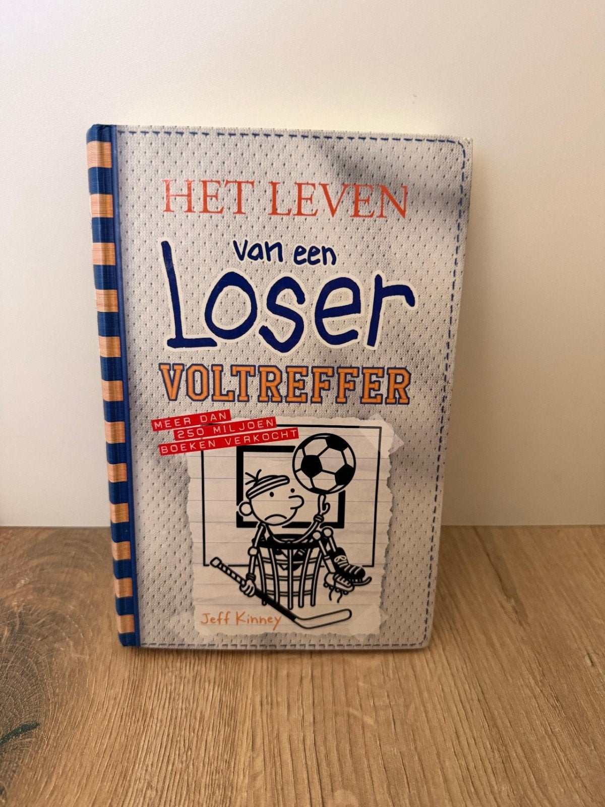 Het leven van een loser deel 16 voltreffer, Ophalen of Verzenden, Zo goed als nieuw