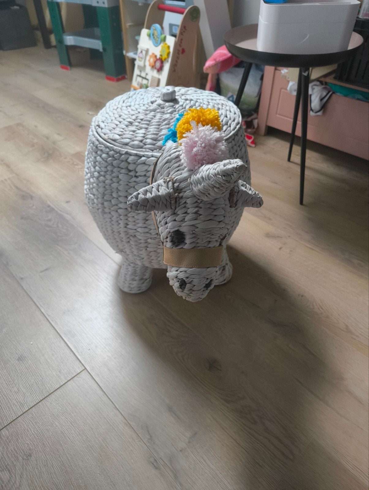 Leuke rieten eenhoorn opbergmand/poef, Huis en Inrichting, Ophalen, Gebruikt, Overige stijlen, Natuurlijk materiaal