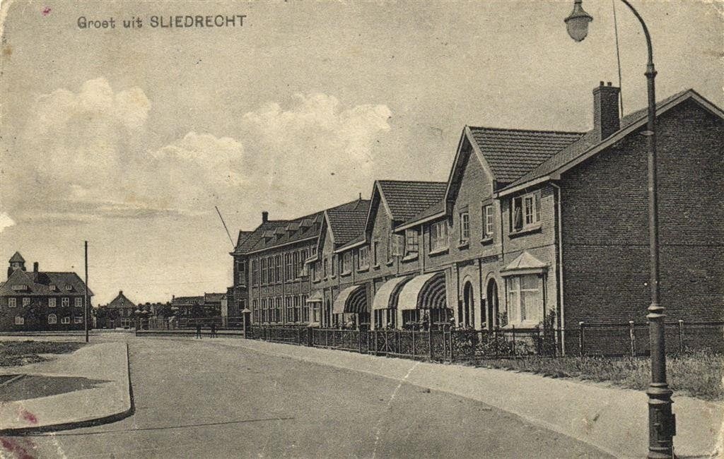 Groet uit Sliedrecht - B-keus - 1928 gelopen, Verzamelen, Ophalen of Verzenden, 1920 tot 1940, Gelopen, Noord-Brabant