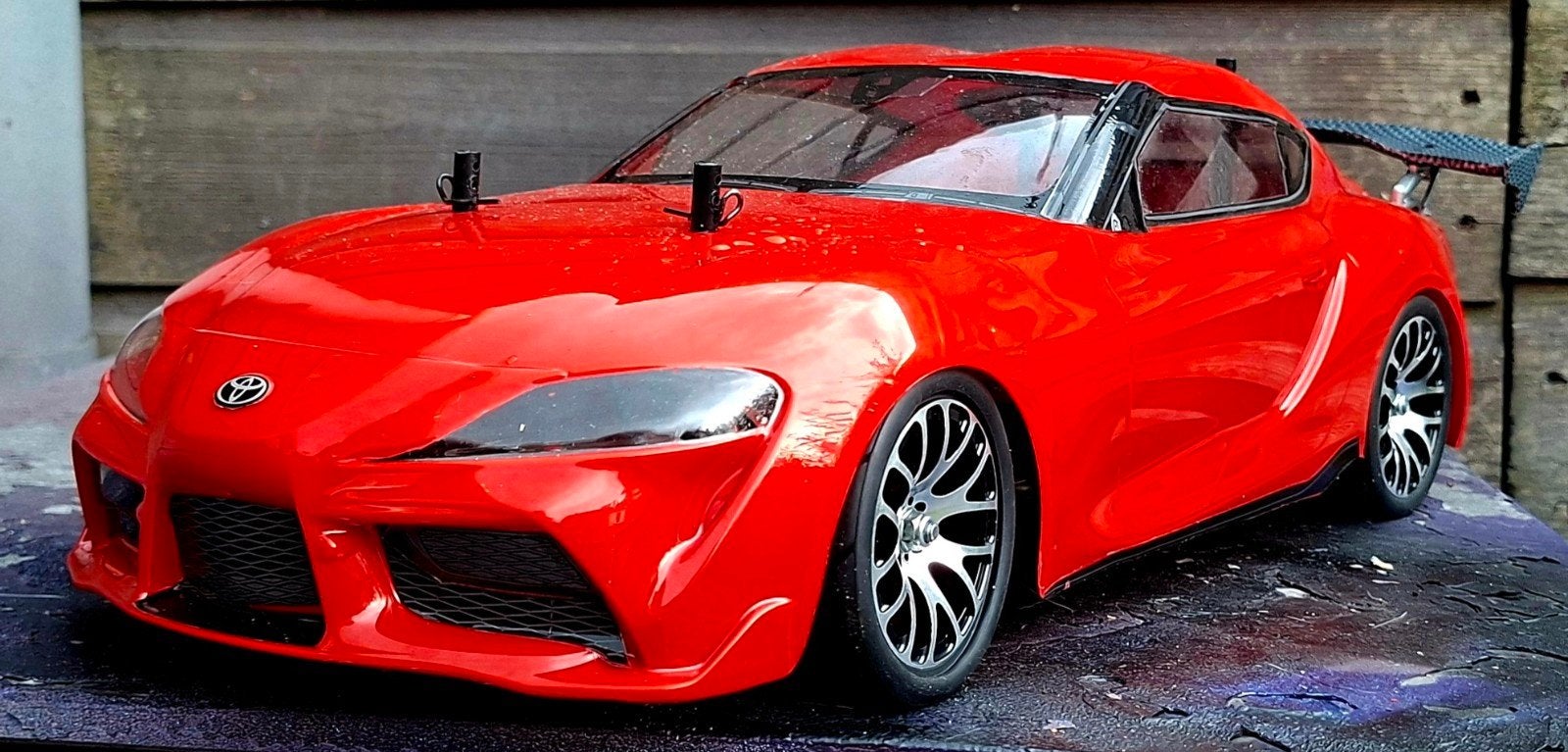 Toyota body + aluminium velgen  te koop of te Ruil., Elektro, Nieuw, Ophalen of Verzenden, Schaal 1:10