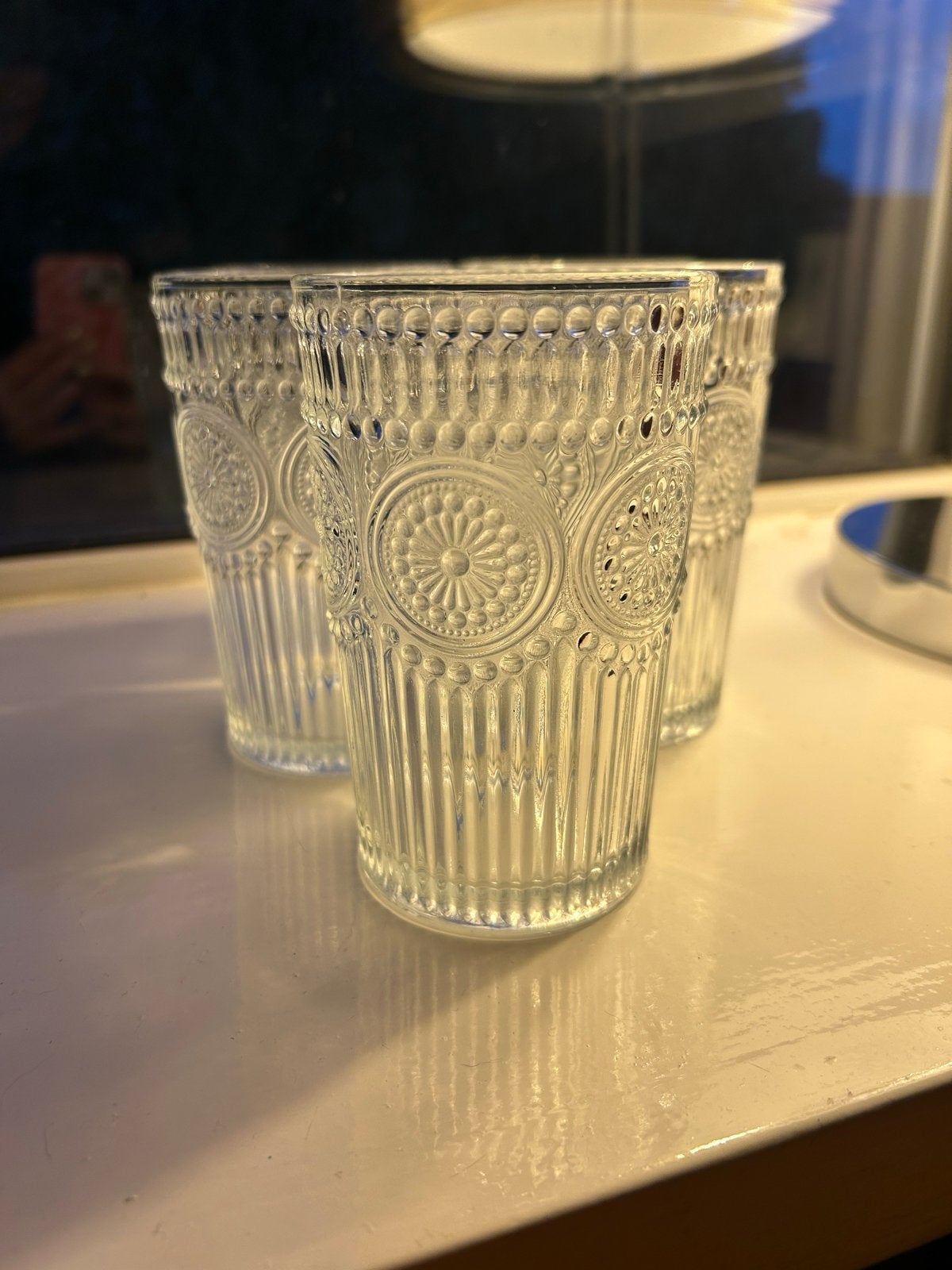 5 Grote Waterglazen met Reliëf, Ophalen, Zo goed als nieuw, Glas