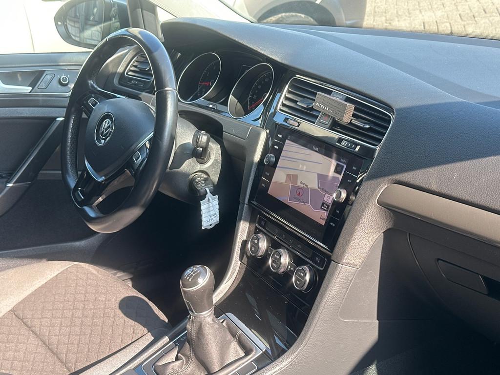 Volkswagen Golf Variant 1.0 TSI Trendline Navi Airco Cruise, Auto's, Gebruikt, Euro 6, Handgeschakeld, 3 cilinders