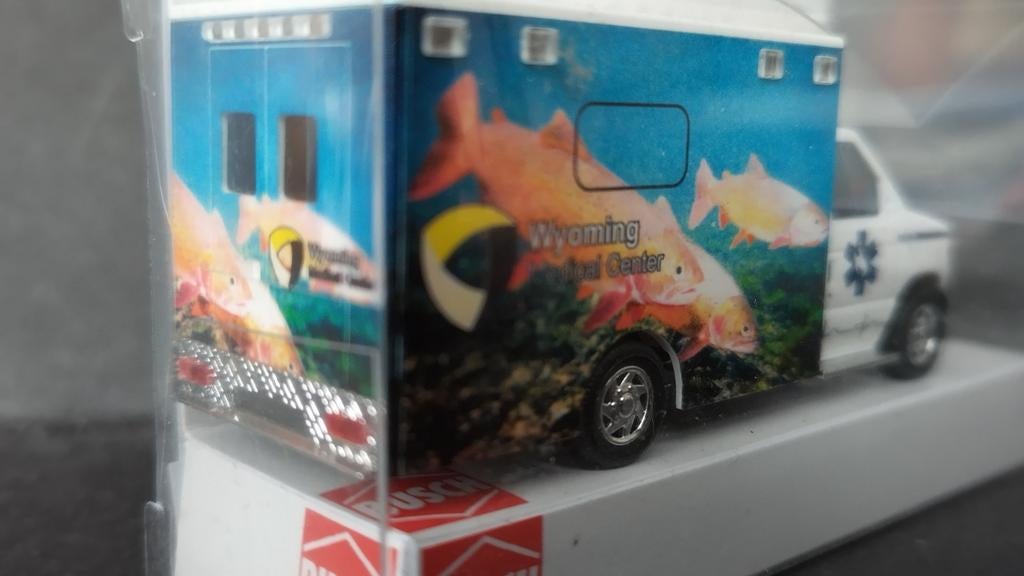 Ford E350 Ambulance Wyoming Fish 1;87 H0 Busch Pol, Overige merken, Auto, Verzenden, Busch Gmbh Co