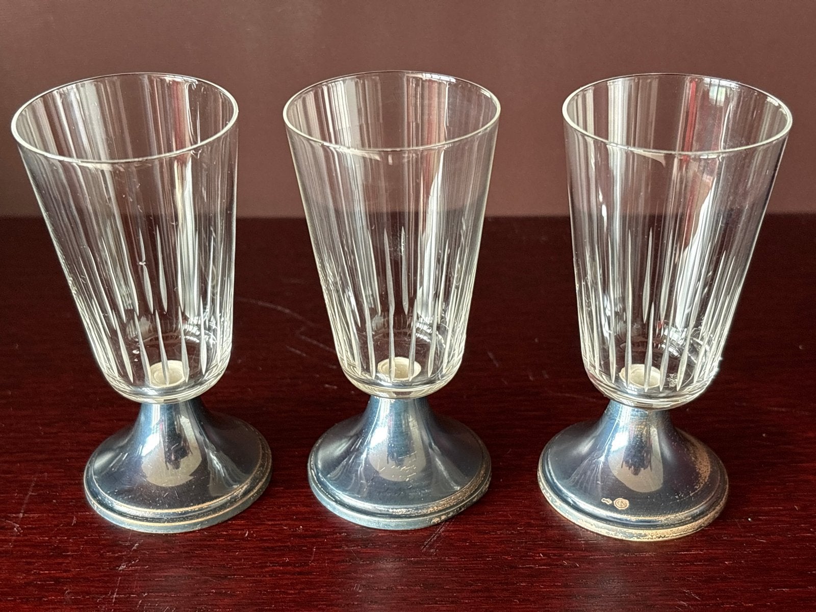 Set van 3 antieke borrelglaasjes met zilveren voet, Ophalen of Verzenden