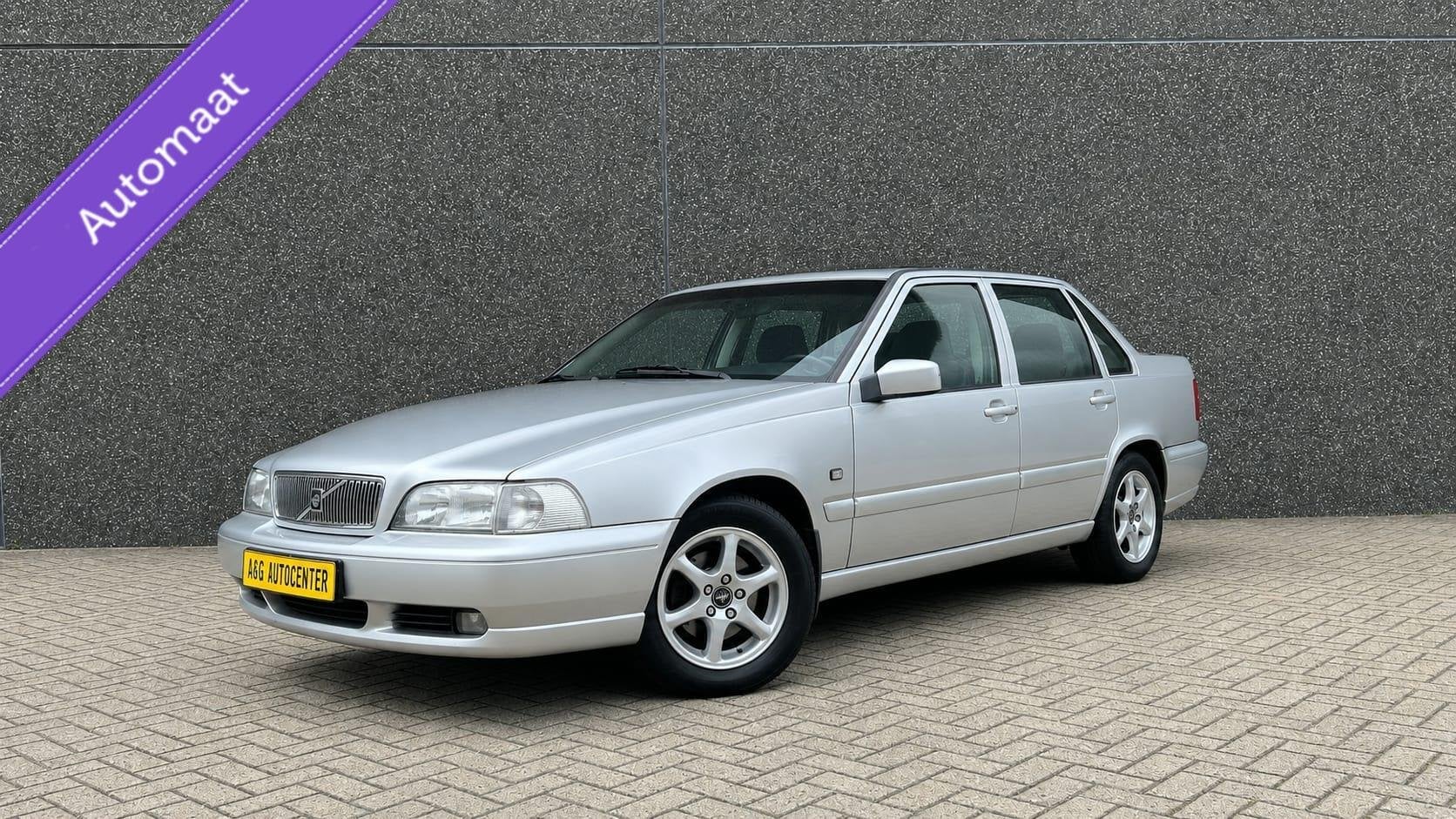 Volvo S70 2.5 Comfort-Line/1e Eig/Schuifdak/144PK/Weinig Km, Auto's, Volvo, Gebruikt, Leder en Stof, Bedrijf, S70