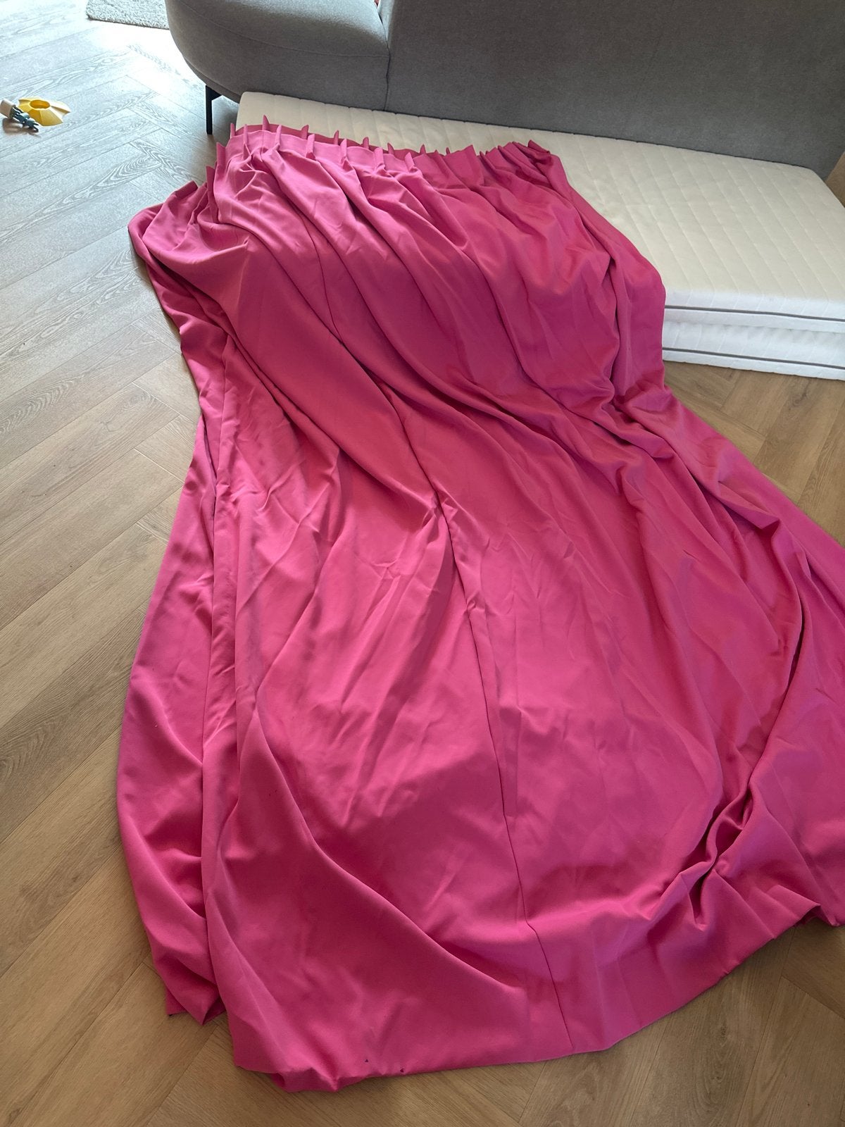 Roze gordijn - 235cm hoog, 120cm breed 2x, Ophalen, Gebruikt, Roze, Gordijn