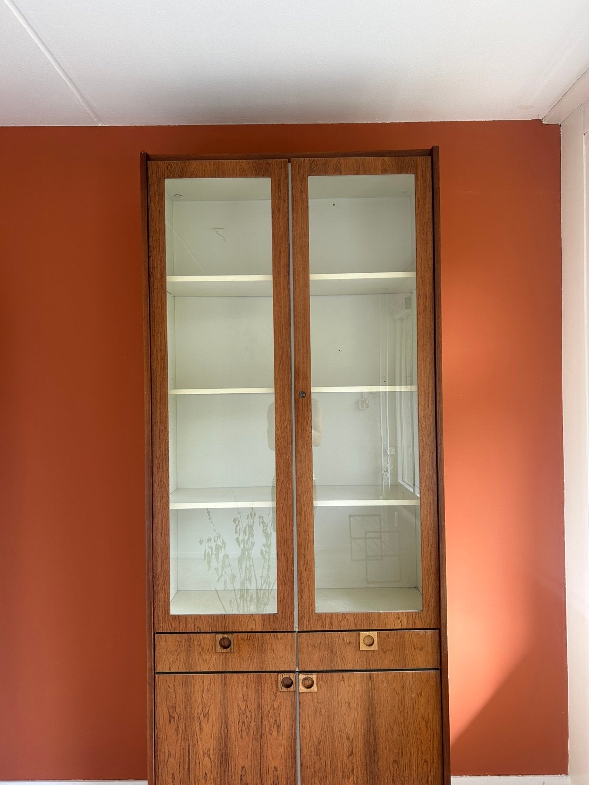 Vitrinekast gratis, Huis en Inrichting, Ophalen, Gebruikt, 200 cm of meer, 50 tot 100 cm