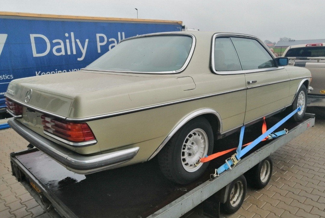 MERCEDES BENZ 230 CE COUPE, foto 2