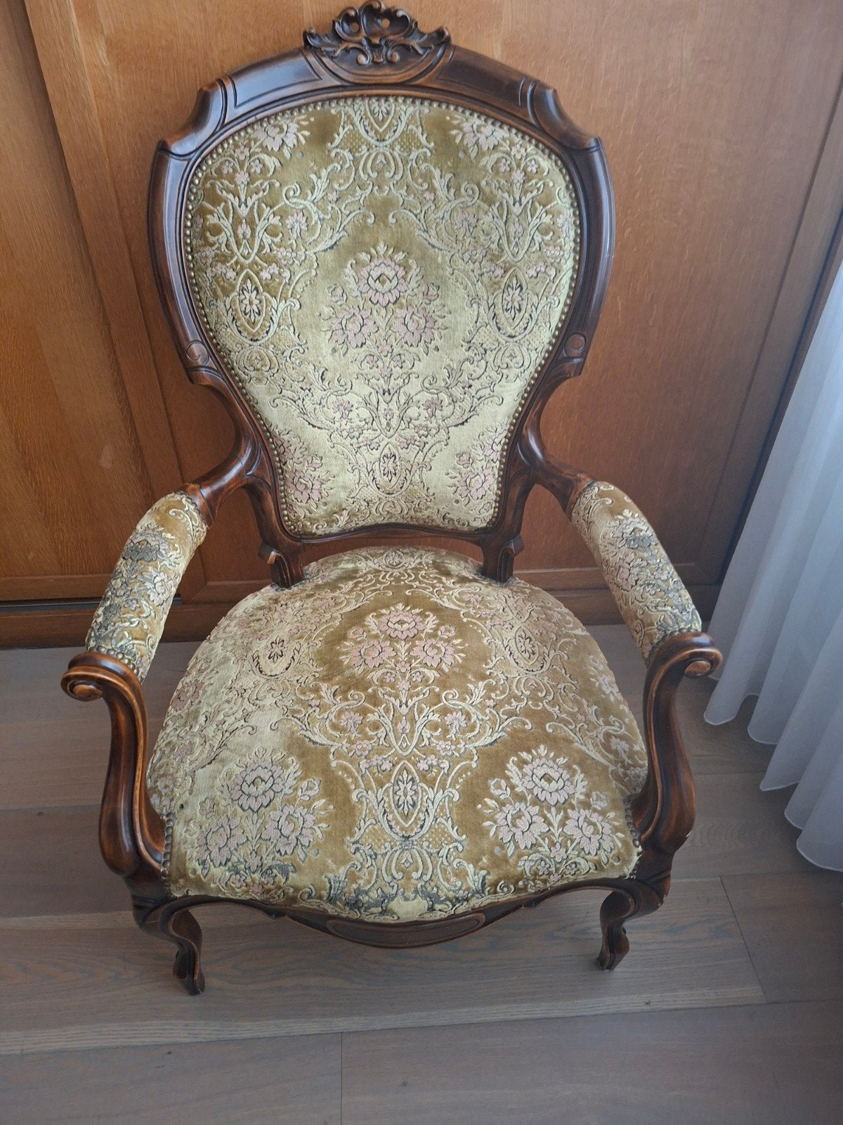 te koop: 2 ouderwetse fauteuils, Ophalen