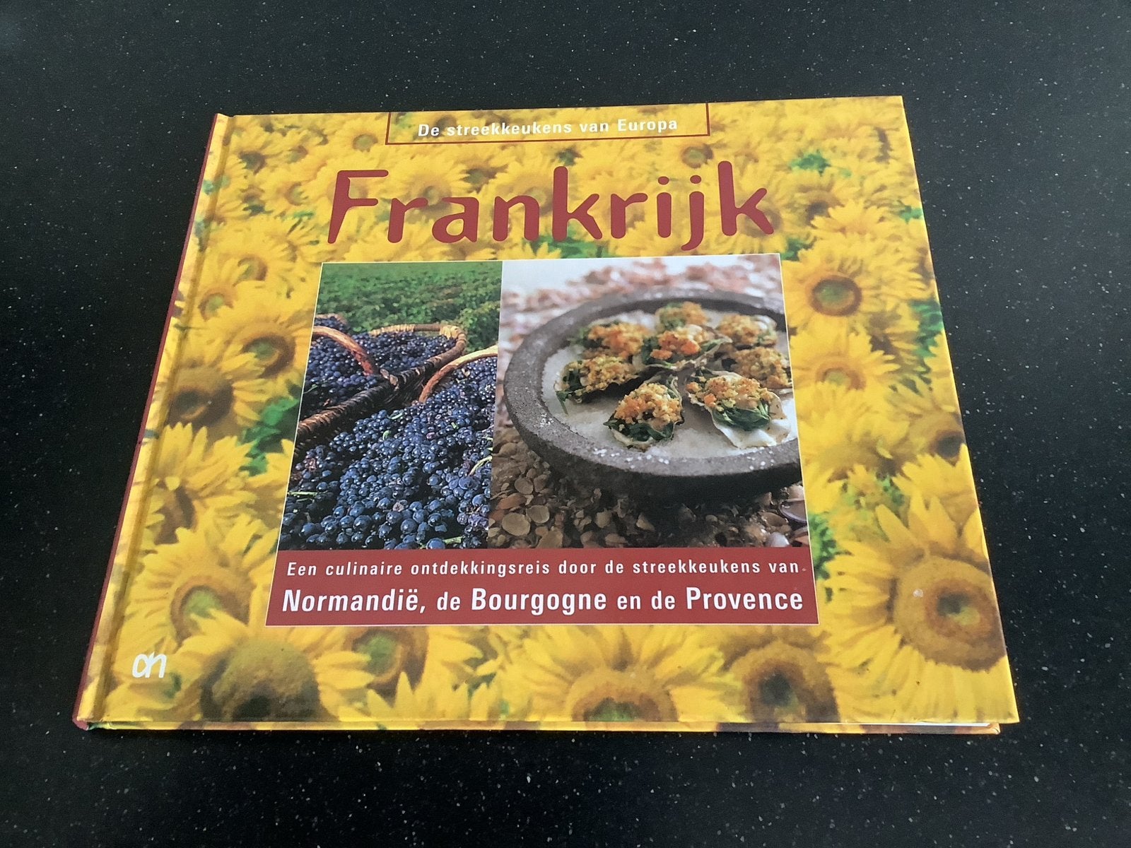 De streekkeukens van Europa: Frankrijk kookboek, Ophalen of Verzenden, Zo goed als nieuw, Frankrijk, Voorgerechten en Soepen