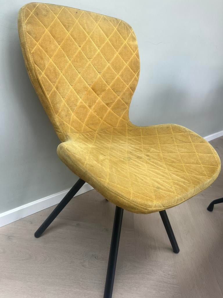 Eetkamerstoel mosterd geel 2 stuks, Huis en Inrichting, Stoelen, Ophalen, Gebruikt, Overige kleuren, Twee
