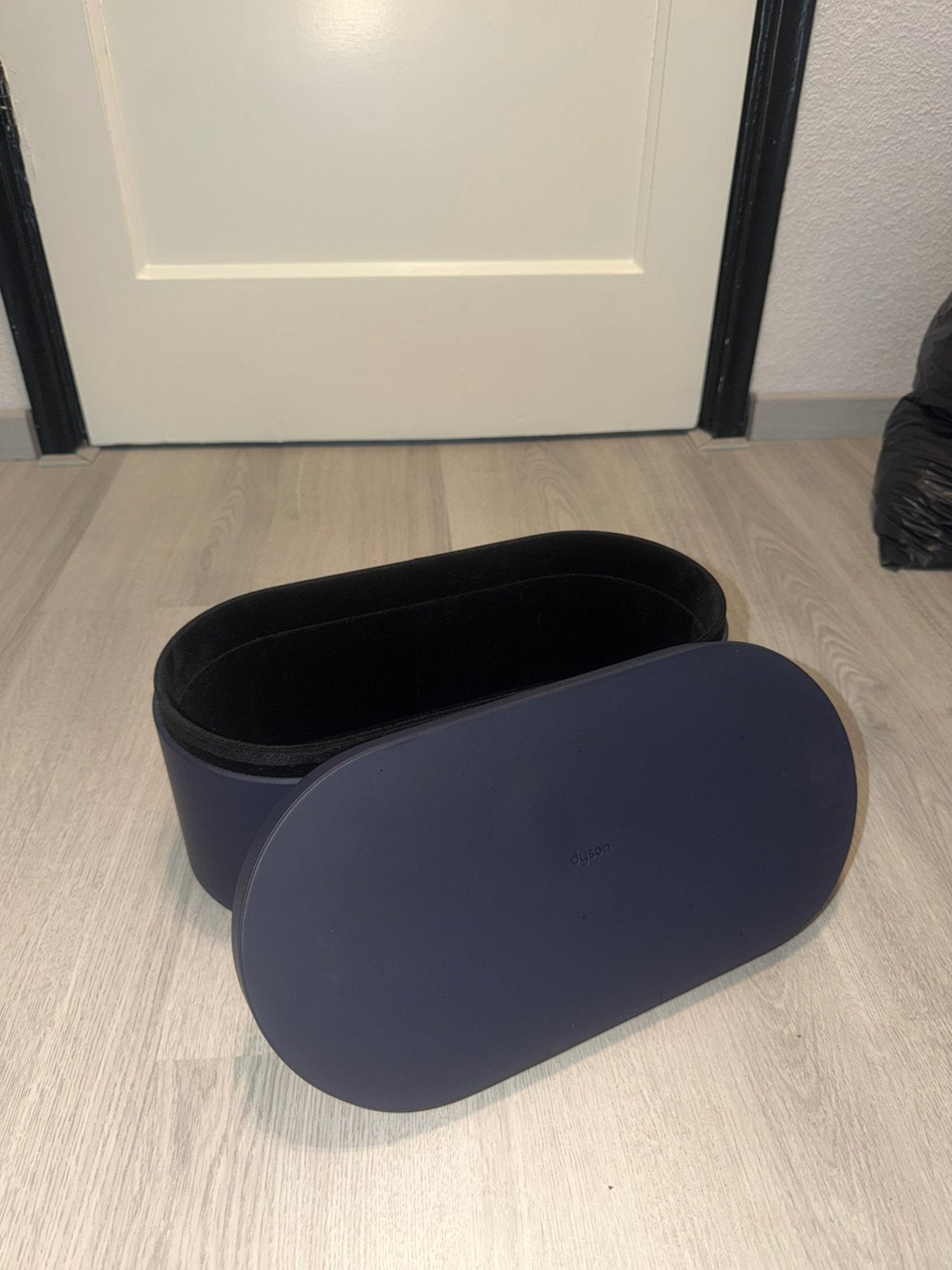 Dyson opbergdoos – blauw, Ophalen, Gebruikt