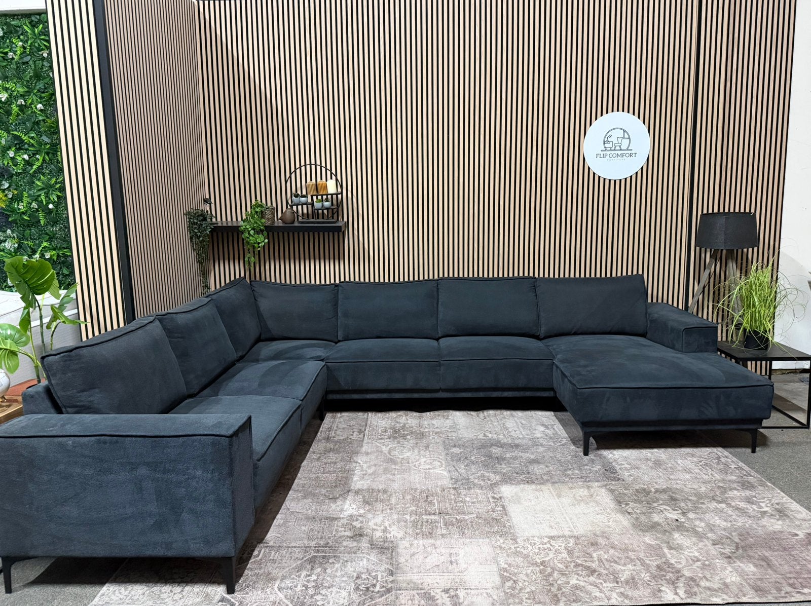 “GRATIS LEVERING” Zwart/blauwe u hoekbank 340x262x150, Zwart, u hoekbank, grote bank, Hoekbank, 300 cm of meer, Ophalen of Verzenden