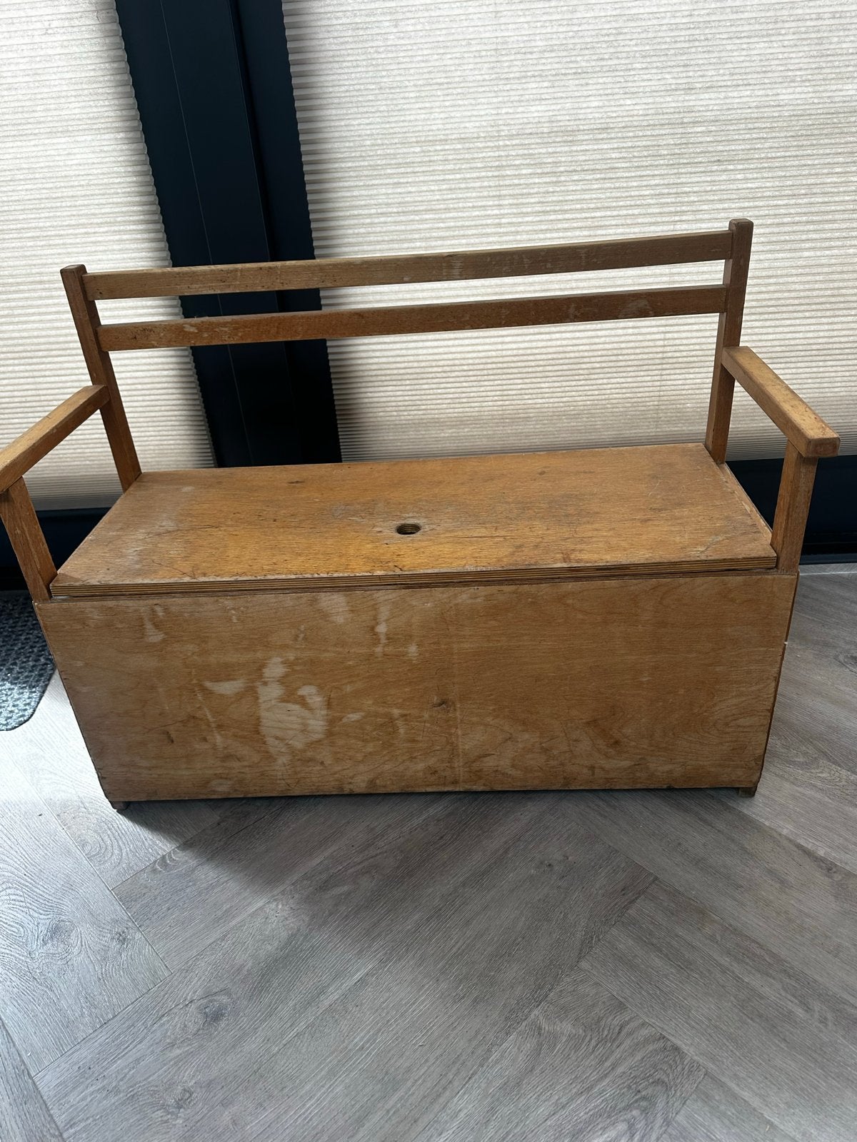 Vintage houten bankje met opbergruimte, Ophalen