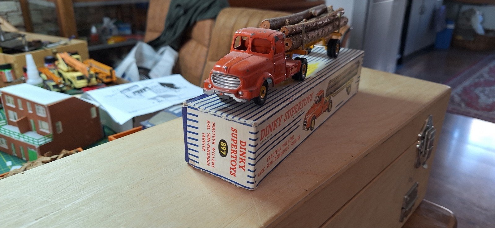 Dinky Super Toys 897 Tracteur Willeme met oplegger en doos, Overige merken, Gebruikt, 1:50 of kleiner, Ophalen of Verzenden